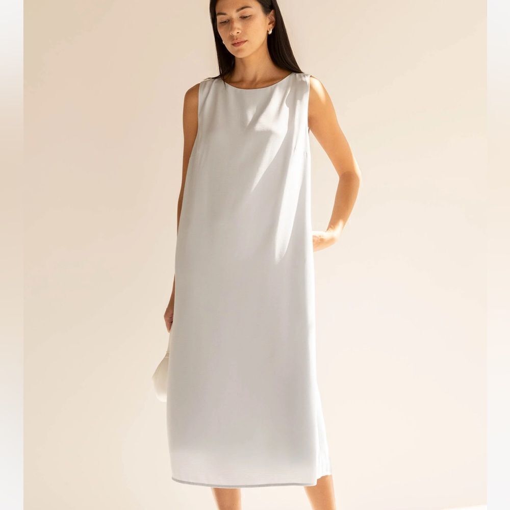 OAK + FORT Sleeveless Midi Dress in Light Gray
